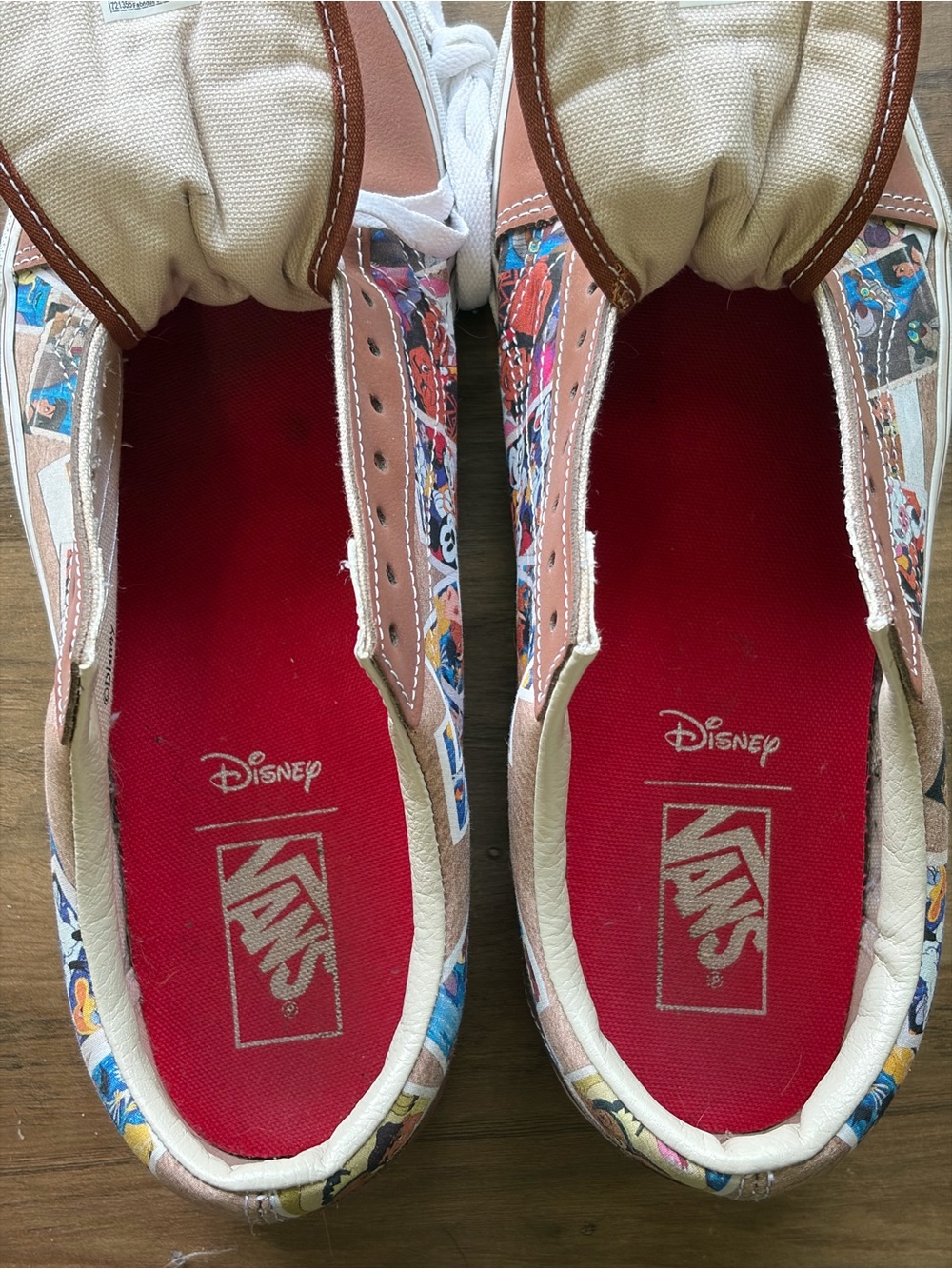 Disney x Vans Old Skool - Picture 6 of 7